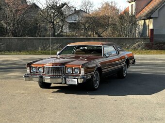 Ford Thunderbird - 4