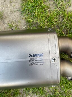 Akrapovic Afrika twin 1100 - 4