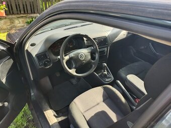 VW Golf IV 1.4 16V benzín - 4
