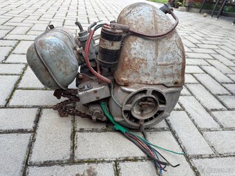 Motor Manet - 4