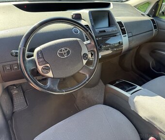 Toyota prius 2 - 4