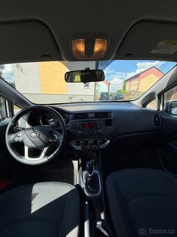 Kia RIO 2011 1.4cvvt - 4