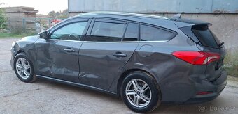 Ford Focus mk4 - 4
