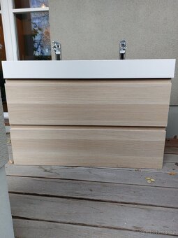 Umyvadlová skříňka s umyvadlem - 4