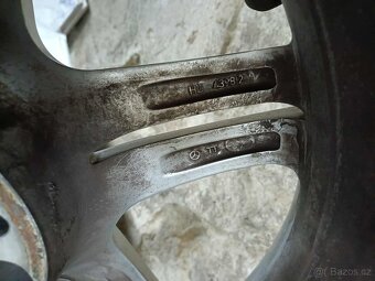 4ks alu disky orig. Mercedes r18 - 4