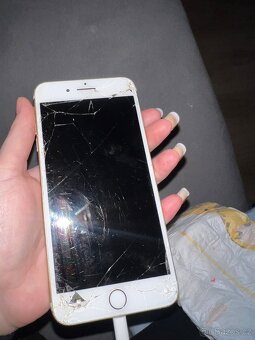 iPhone 7plus na náhradní díly - 4