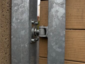 Dvoukřídlá nesená brána, 3 x 2 metry, pozink - 4