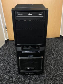 Počítačová sestava/Stolní počítač + příslušenství - 4