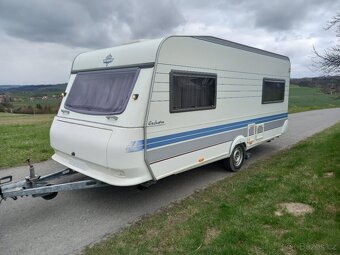 Prodám karavan hobby 495 UL . EL POJEZD,  ODDĚLENÉ POSTELE - 4
