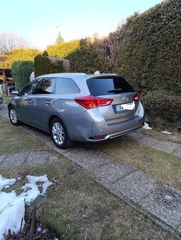 Toyota Auris,1,6,97kw,151000km,2014 - 4