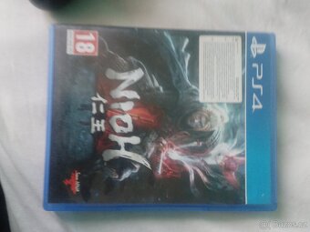 Playstation 4 tb a vr na PS 4 - 4