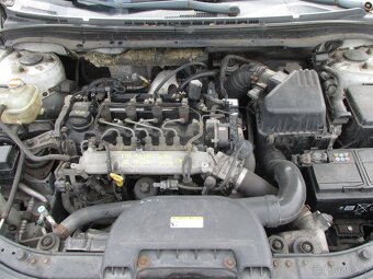 Hyundai i30 CW 1,6CRDi - 4