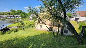 Prodám rodinný dům 110m², pozemek 1220m², včetně rybníku - 4