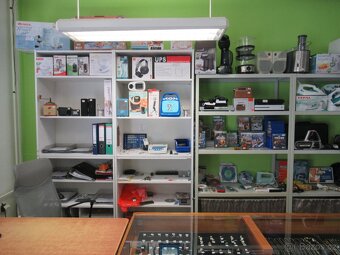 Přenechám prodejnu Zastavárna-Bazar - 4