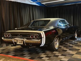 Dodge Charger RT 1968 - 4