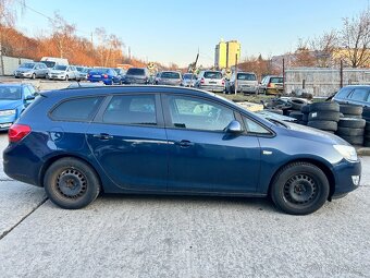 Opel Astra J kombi, najeto 126.908 km, 2 sady kol - 4