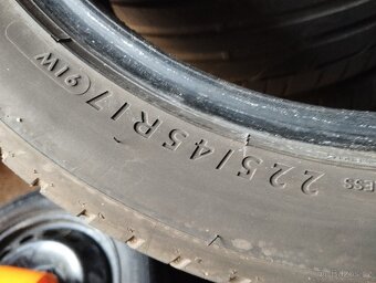 225/45/17 91w Dunlop - letní pneu 4ks - 4