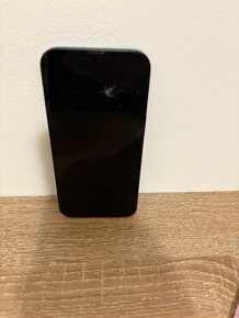 iPhone 13 - 4