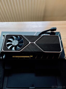 Nvidia RTX 3080 FE 10gb - kompletní balení - 4