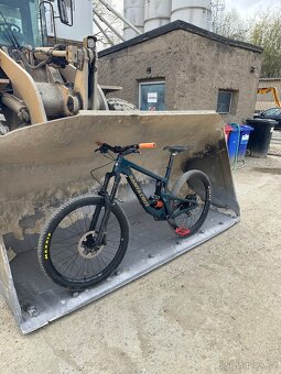 Cruz Nomad 4 2020 Rámová sada s tlumičem - 4