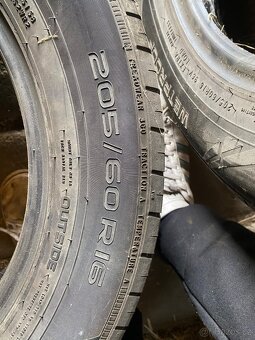 Nokian letní 205/60 R16 - 4