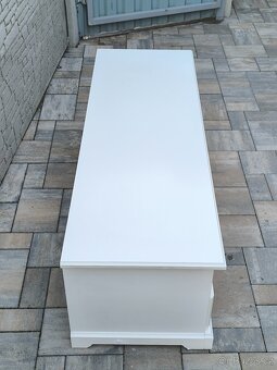 Prodám TV stolek IKEA Liatorp - 4