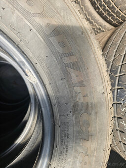 215/70R15C 109/107S Roadian CT8 NEXEN - 4