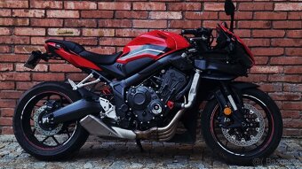 HONDA CBR 650 R 35kW 2023 - 4