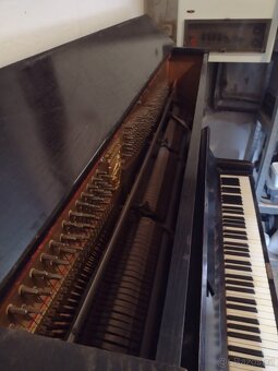 Klavír - 4