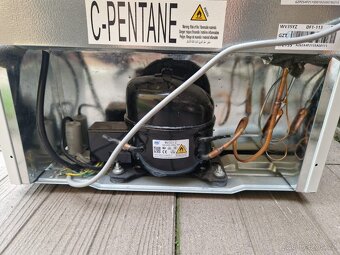 Lednice s mrazákem - 4