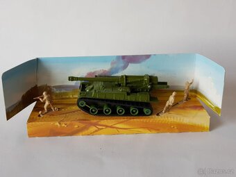 Matchbox Battle Kings K-107 - 4