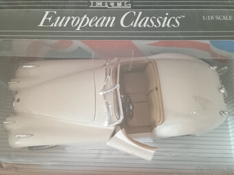 1:18 ERTL - Jaguar XK120 (1948) - 4