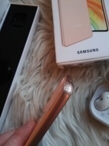 Samsung A33 5G 128Gb černý - 4