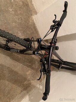 Horské kolo SPECIALIZED - 4