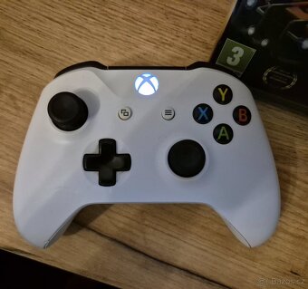 Xbox one s 1Tb - 4
