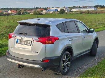 Toyota RAV4 2.0 nafta 2015 tažné 1. majitel - 4