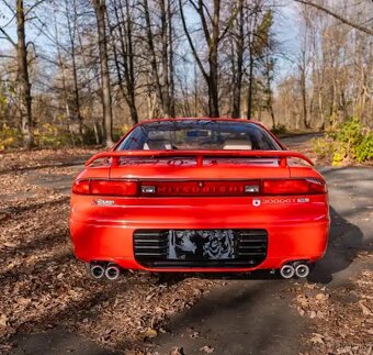 MITSUBISHI 3000 GT - 4