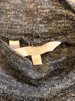 Set dámského oblečení velikost M - 4