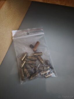 2 dřevěné skříně / komody / knihovny - 4