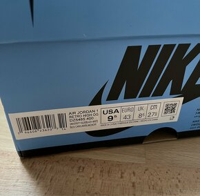 Nike Air Jordan 1 High Retro UNC Toe - 4