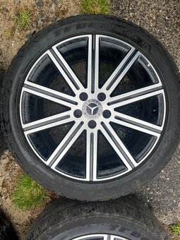 Alu Mercedes Véčko/Vito 246/45/19 ET 52 5x112 - 4
