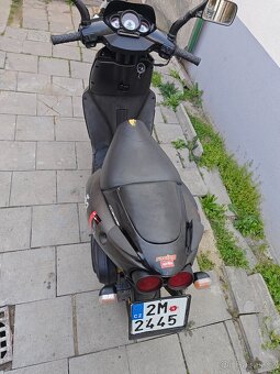 Aprilia SR 50 - 4