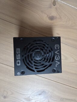 Zdroj EVGA SUPERNOVA 650GM SFX - 4