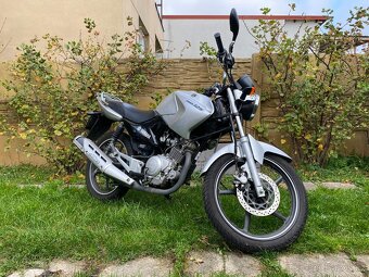 Yamaha YBR 125 2012 - 4