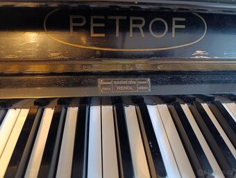 Pianino Petrof - 4