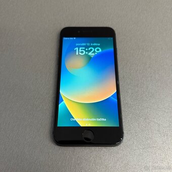 iPhone 8 64GB, pěkný stav, 12 měsíců záruka - 4