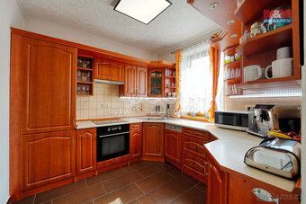 Prodej rodinného domu, 115 m², Líšťany - 4