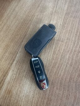 Pouzdro na klic Porsche - 4