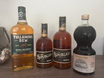 Lahve whiskey+pálenky - 4