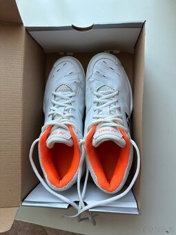 Yonex Power Cushion 65X 39.5 – 1200 Kč - 4